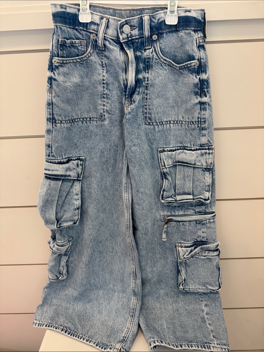 Light Wash Cargo girls Jeans - Utility Pocket Design